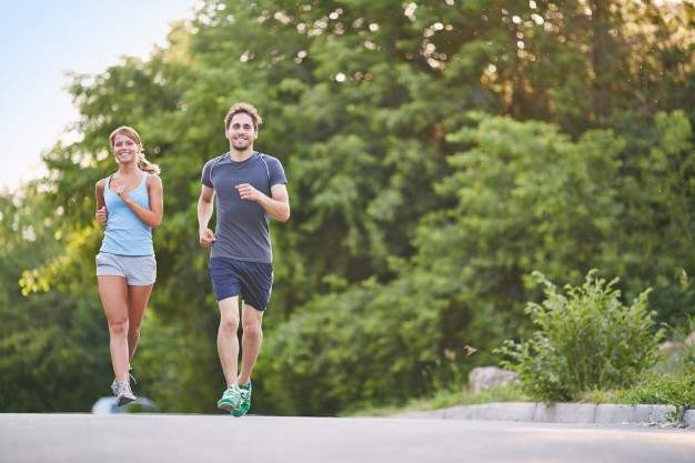 ประโยชน์ของการวิ่ง ประโยชน์ของการวิ่ง ที่มากกว่าสุขภาพ พร้อมเทคนิควิ่งอย่างไรให้เซ็กส์ดี | OMGthailand